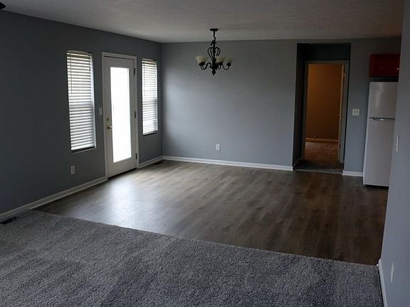 4th image of 126 Stelle Ct