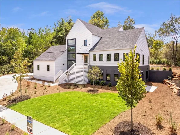 235 Winterberry Way, Roswell, GA 30075