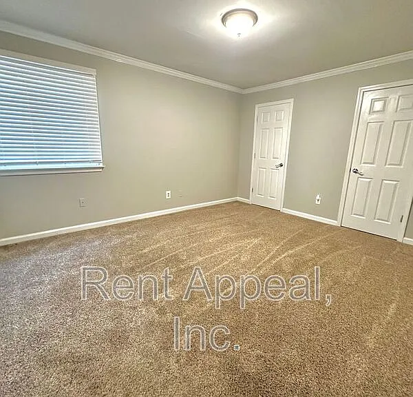 346 Carpenter Dr — Photo 8