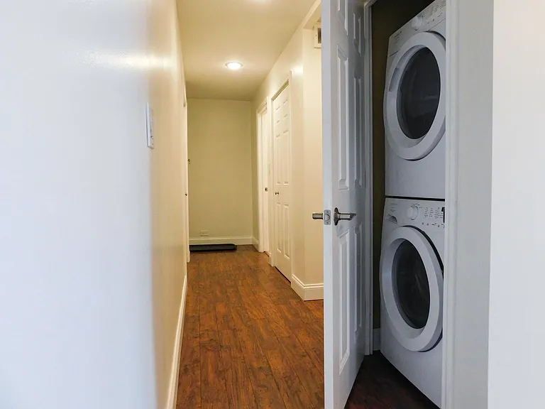 112 Washington Pl #7F — Photo 15
