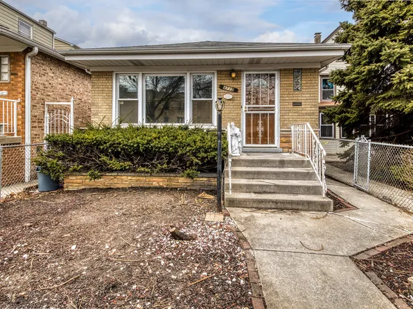 4712 N Kennicott Ave, Chicago, IL 60630