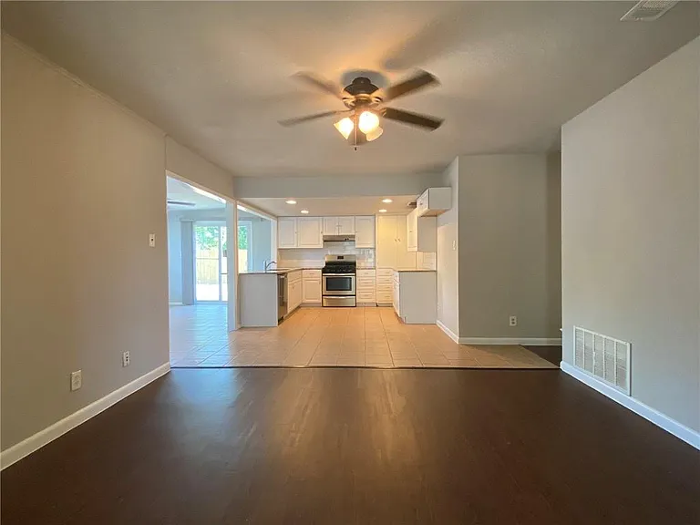 7000 Bryn Mawr Cv — Photo 5