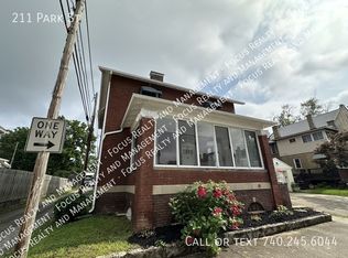 211 Park St, Lancaster, OH 43130