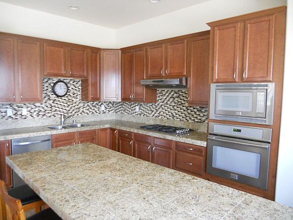 4th image of 1547 Poptart Ct