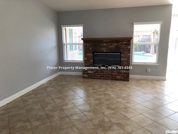 4th image of 1357 Kingswood Dr