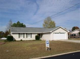 700 Fieldstone Rd, Warner Robins, GA 31093