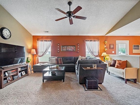 5th image of 620 Sweet Creek Dr
