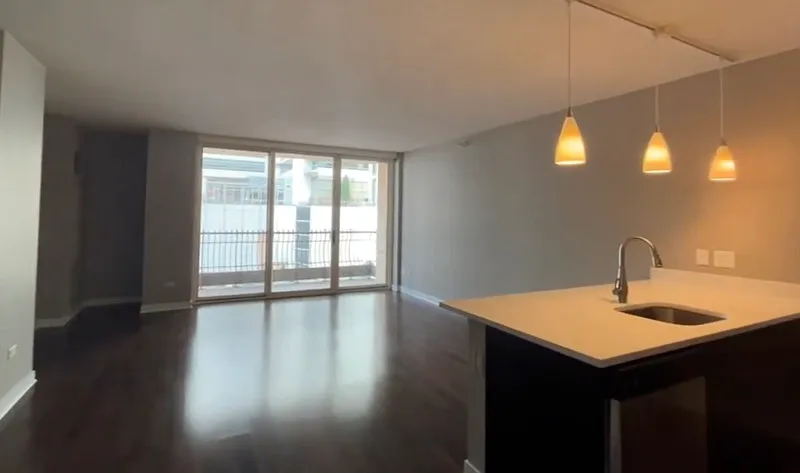 1 bed, 1.0 bath, 800 sqft, $3,300 — Photo 2