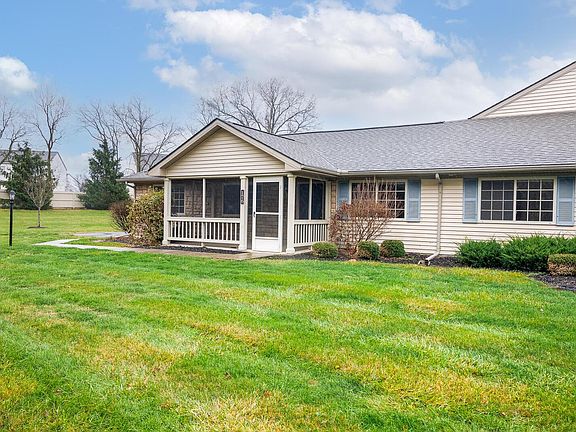 3rd image of 176 Pioneer Cir