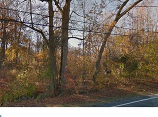 256 Oak Grove Rd, Woolwich Township, NJ 08085