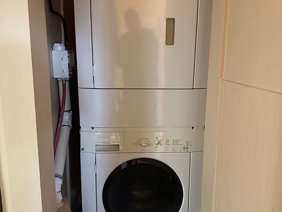 5th image of 1739 Highland Ave APT 2