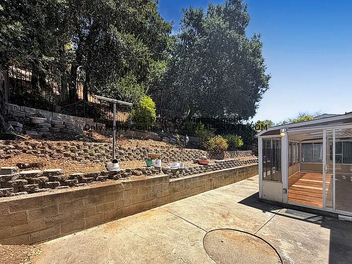 18372 Joseph Dr — Photo 13