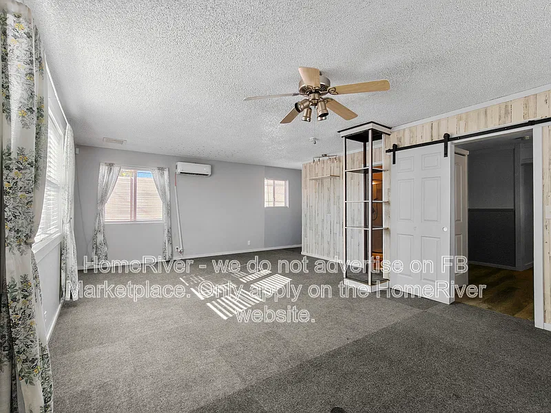 4 bed, 3.0 bath, 2240 sqft, $2,450 — Photo 3