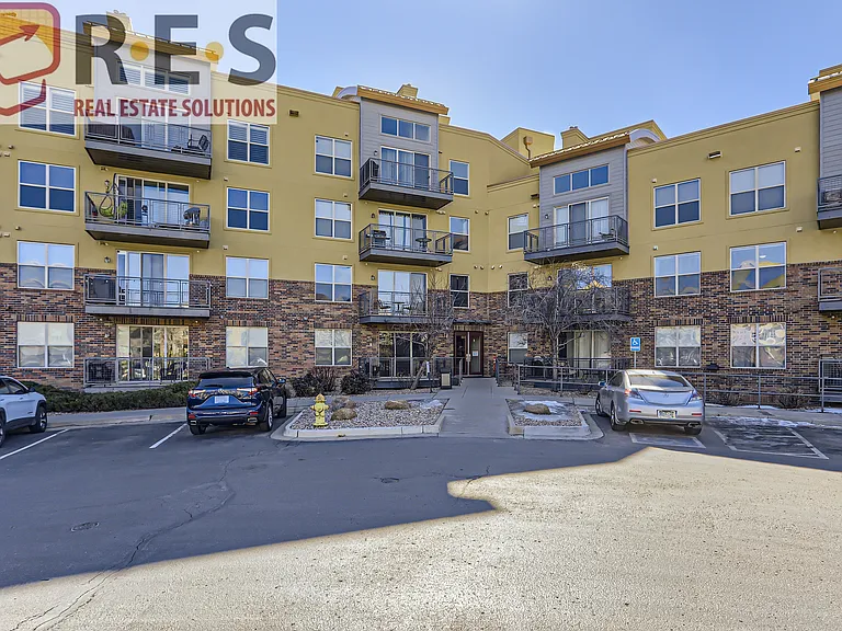 9019 E Panorama Cir #309 — Photo 1