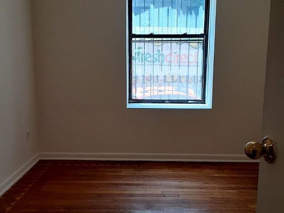 3rd image of 53 E 97th St APT 1B
