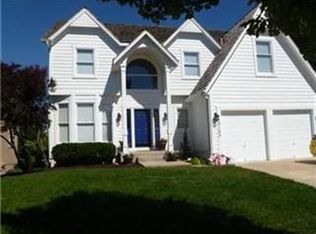 12125 Mackey St, Overland Park, KS 66213