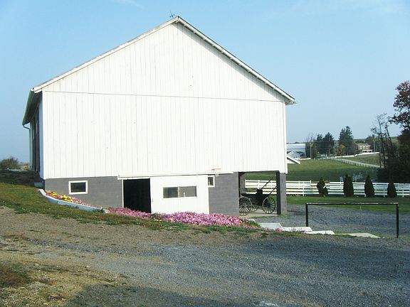 2nd image of 171 Millers Cove Dr