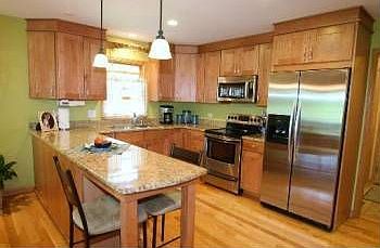 3rd image of 555 Westminster Pl