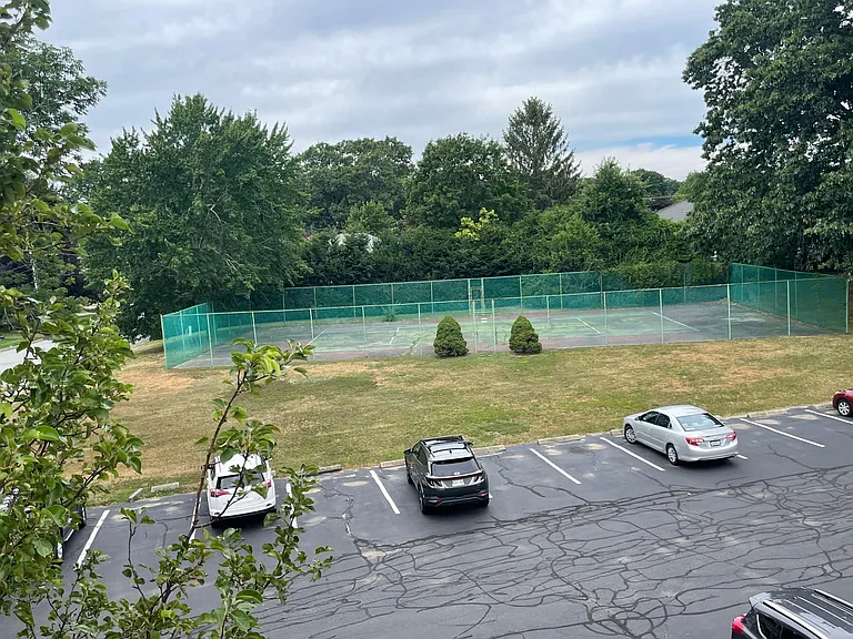 40 Sachem Dr #206 — Photo 11