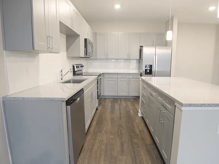 Founders Pointe Apartments — Photo 34