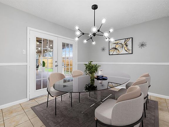 4th image of 7527 Cavesson Drive