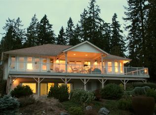 3719 Erlands Point Rd NW, Bremerton, WA 98312