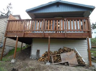 1917 Vista Ln W, Bremerton, WA 98312