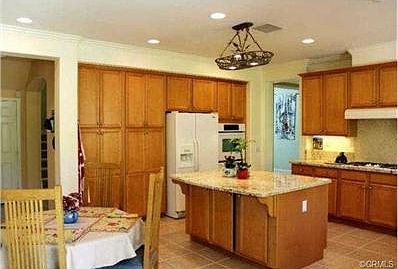 3rd image of 35972 Murano St
