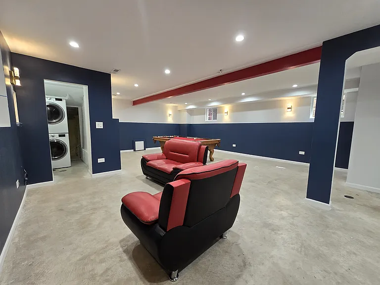 4231 N Marmora Ave — Photo 13