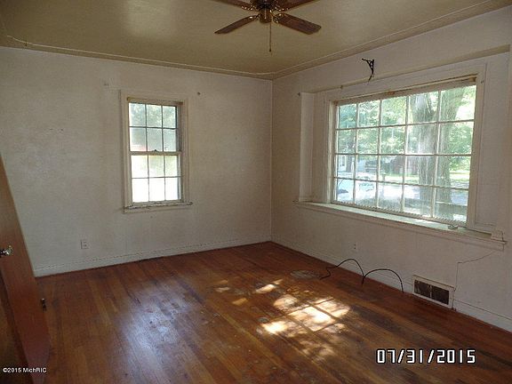 2nd image of 179 Floral Dr