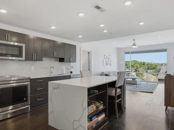 3116 W End Cir APT 201, Nashville, TN 37203
