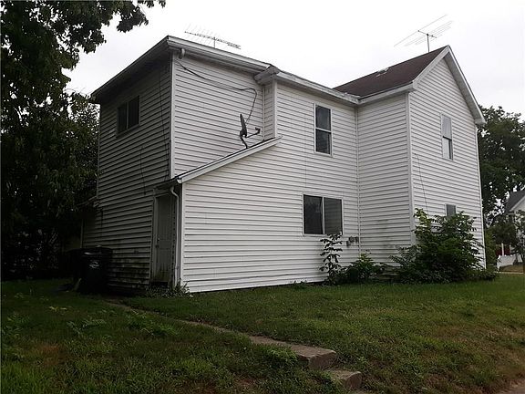 2nd image of 721-21 McKaig Ave