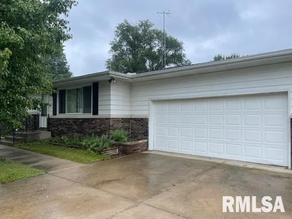 512 N Runkle St, Hanna City, IL 61536