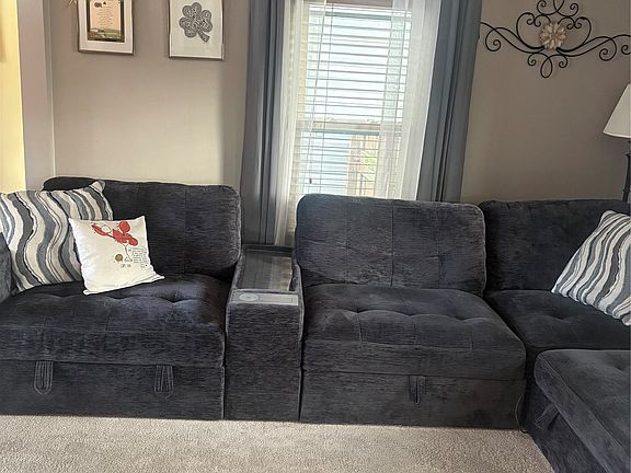 4th image of 3005 Emerson Ave