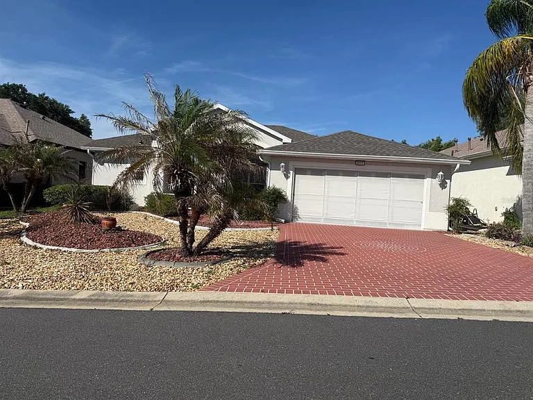 5111 Ironsides Ct — Photo 1