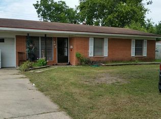 204 Travis St, Port Lavaca, TX 77979