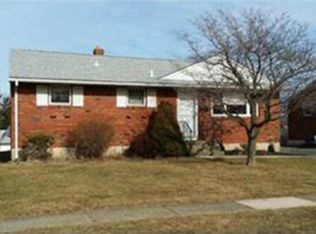 851 Elm Rd, Hellertown, PA 18055