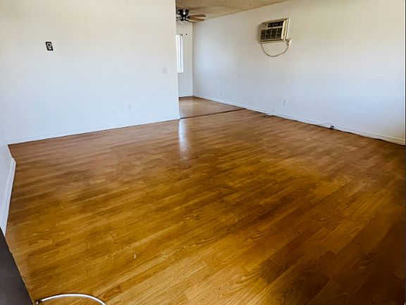 3rd image of 2415 N Pattiglen Ave
