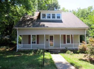 311 3rd St SW, Hickory, NC 28602