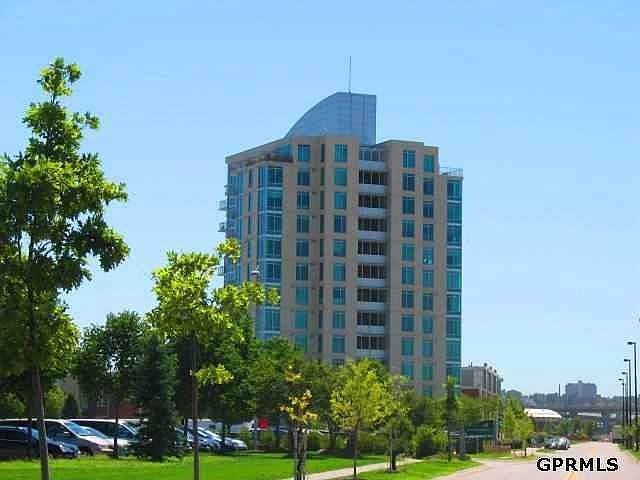 1st image of 555 Riverfront Plz APT 601