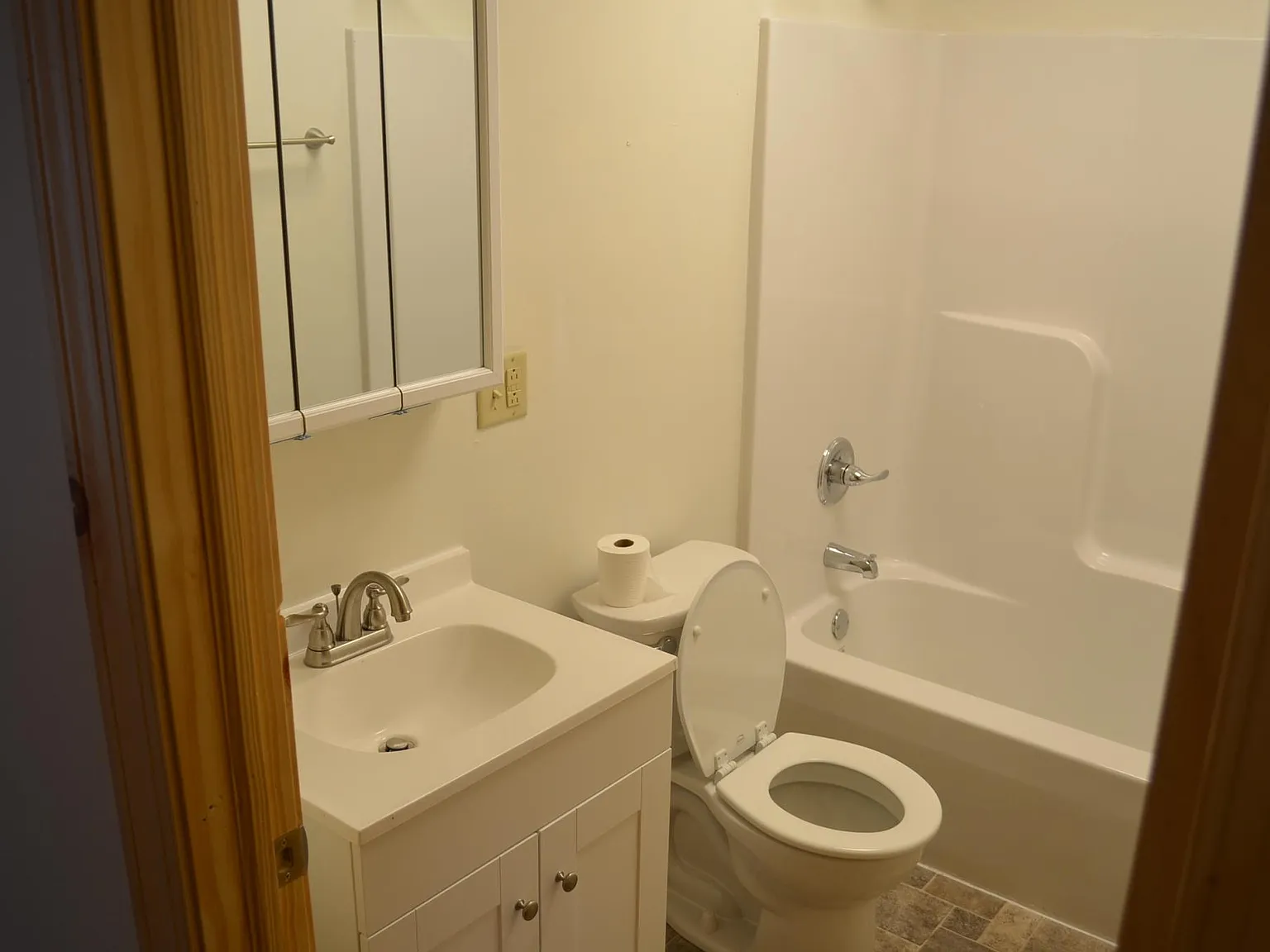 1 bed, 606 sqft, $725 — Photo 4