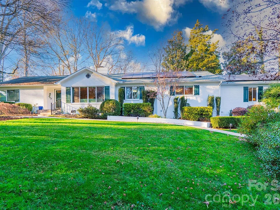 Nc Loading Screen 1330 Cedar Ln Charlotte NC | Zillow