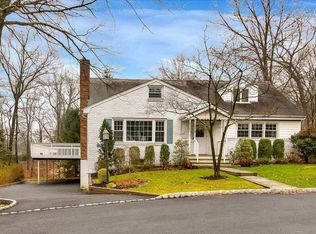 1455 Whipporwill Way, Mountainside, NJ 07092