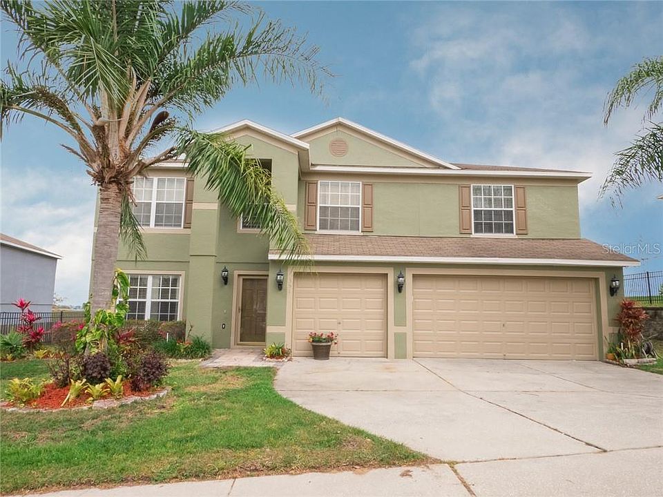 1st image of 351 Sky Valley St