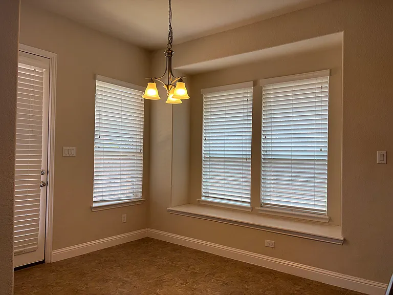 6117 Mickelson Way — Photo 8