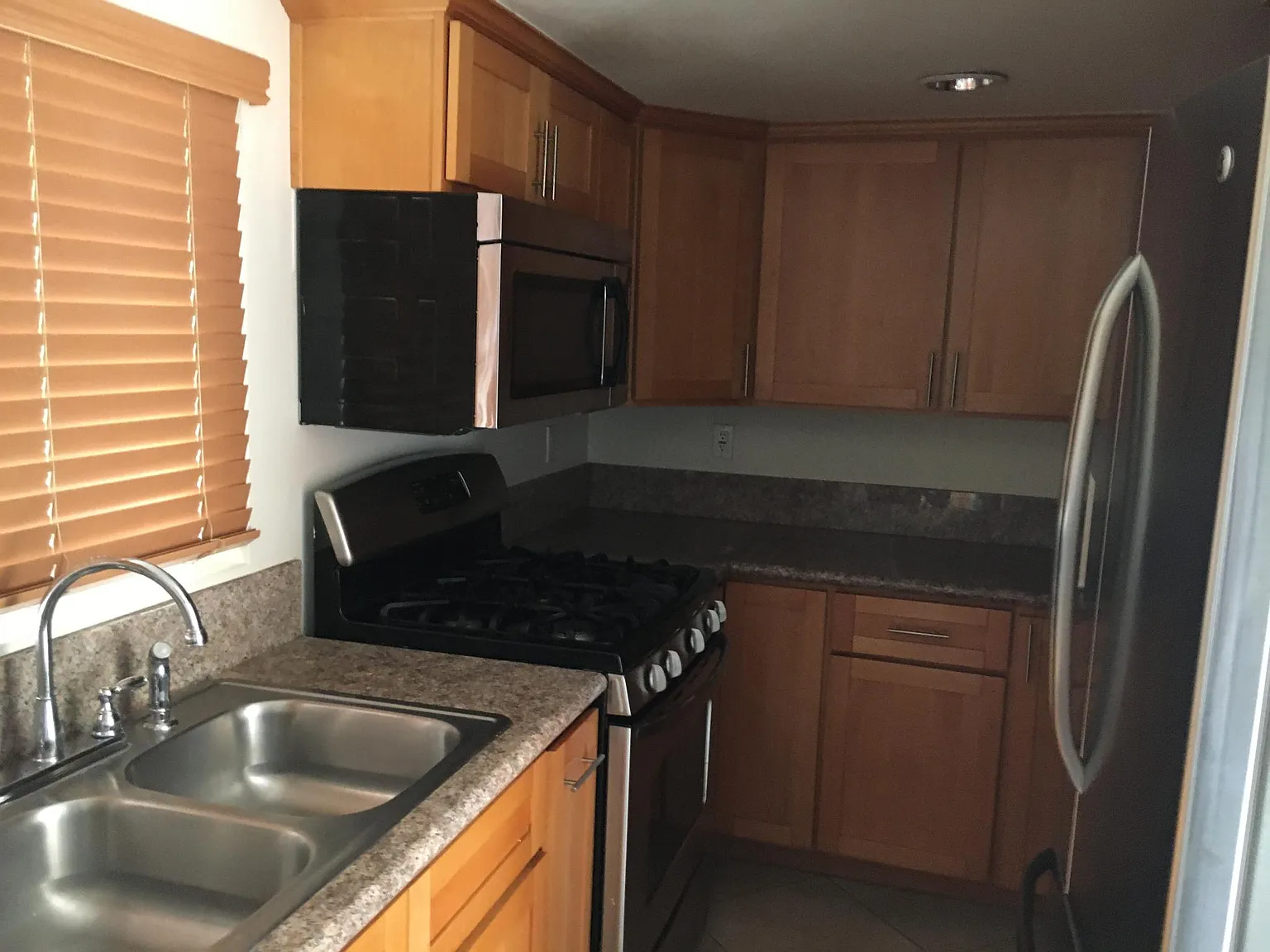 2 bed, $2,995 — Photo 2