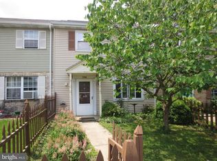 706 S Cedar St, Lititz, PA 17543