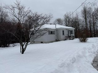 162 6th St, New Glasgow, NS B2H 1B5