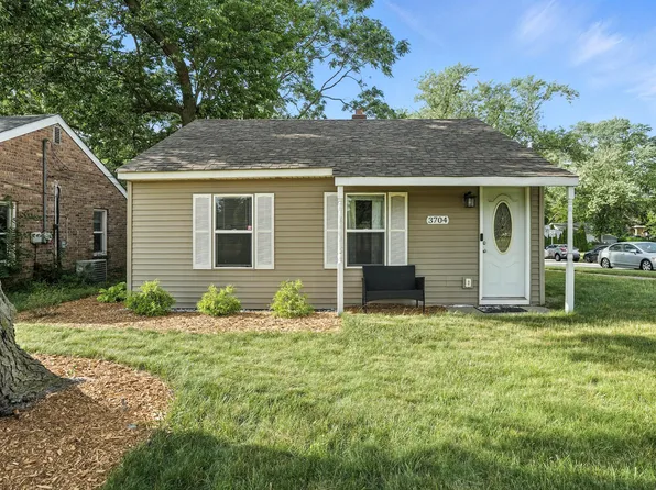3704 W 39th Ave, Hobart, IN 46342