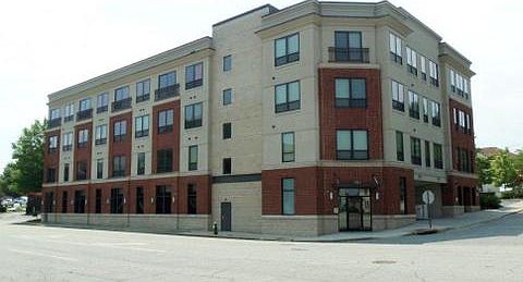 1st image of 411-307 W Washington St